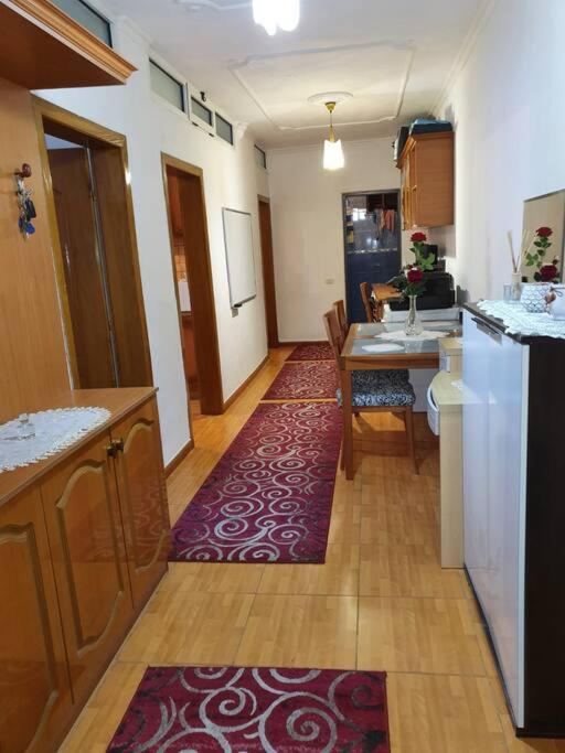 Flat In Tirana, Rruga 5 Maji, * Tirana